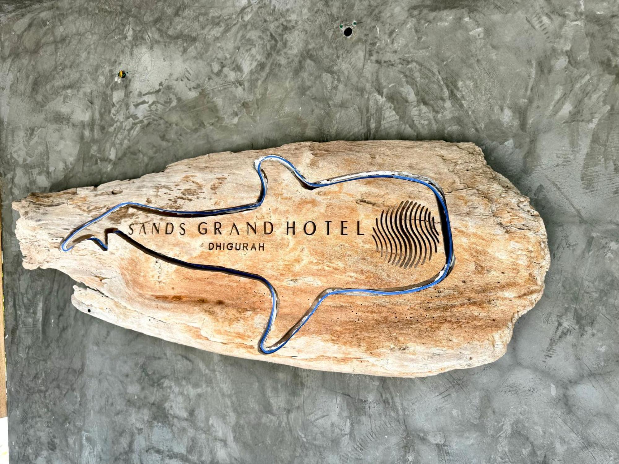Sands Grand Hotel Dhigurah  Exteriér fotografie